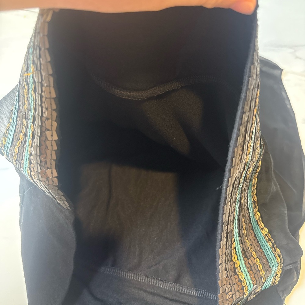 Beautiful cache sequin tank - Picture 5 of 8